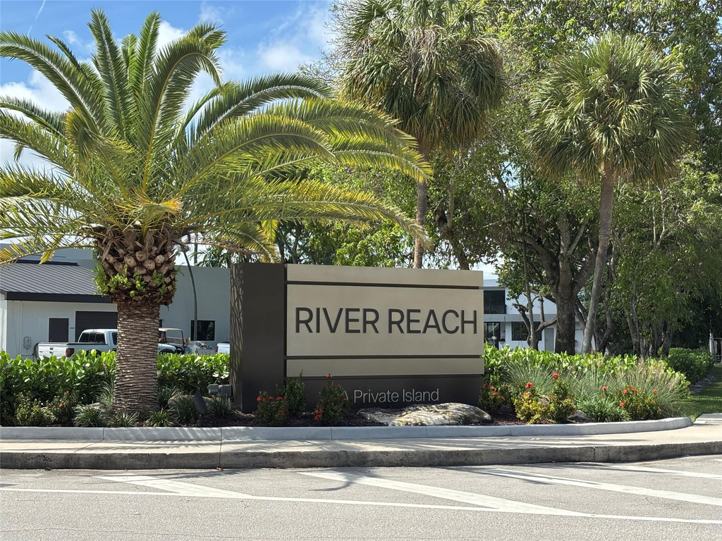 900 River Reach Drive - Photo 0