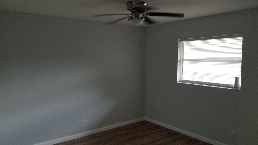743 S Swinton Avenue - Photo 12