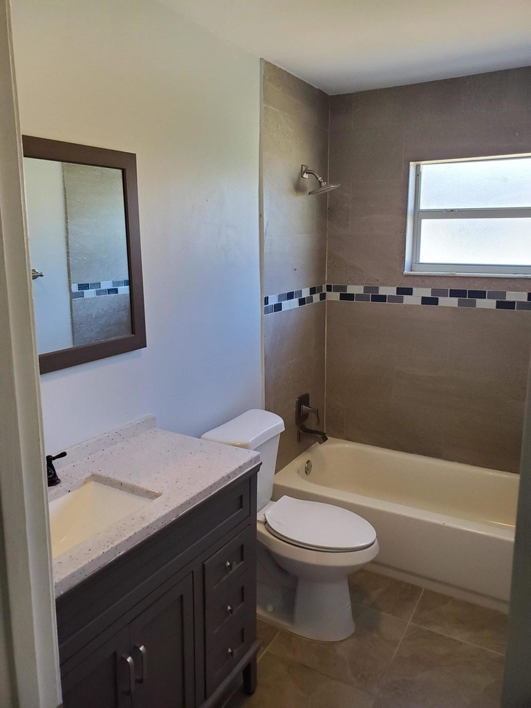 743 S Swinton Avenue - Photo 9