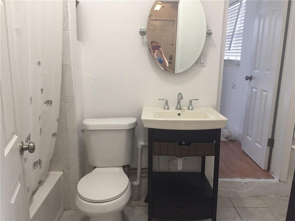 340 Ne 56th Street - Photo 2