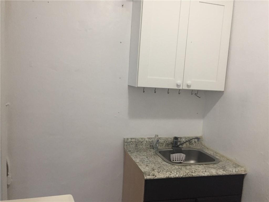 340 Ne 56th Street - Photo 3
