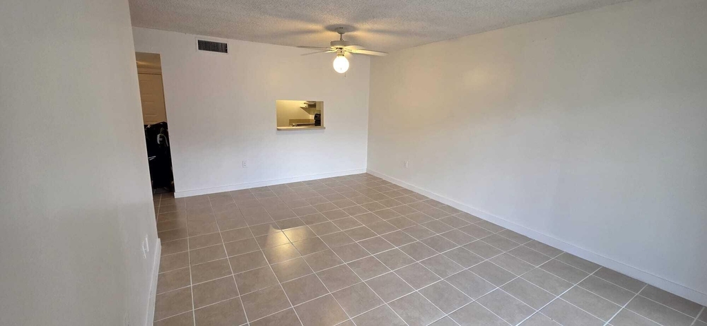 711 N Pine Island Road - Photo 6