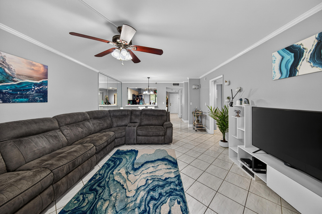 2200 S Cypress Bend Drive - Photo 15