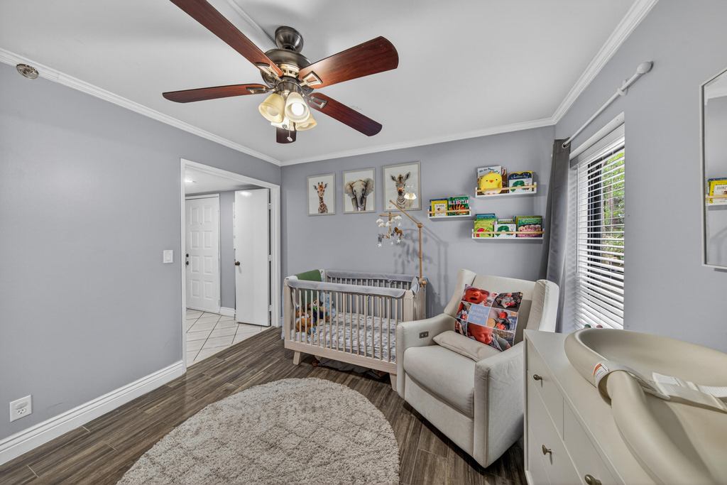 2200 S Cypress Bend Drive - Photo 25