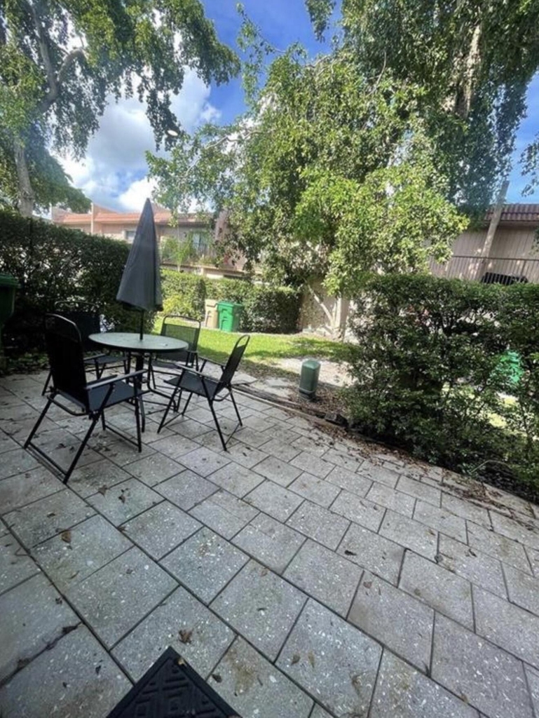 42 Madrid Lane - Photo 10