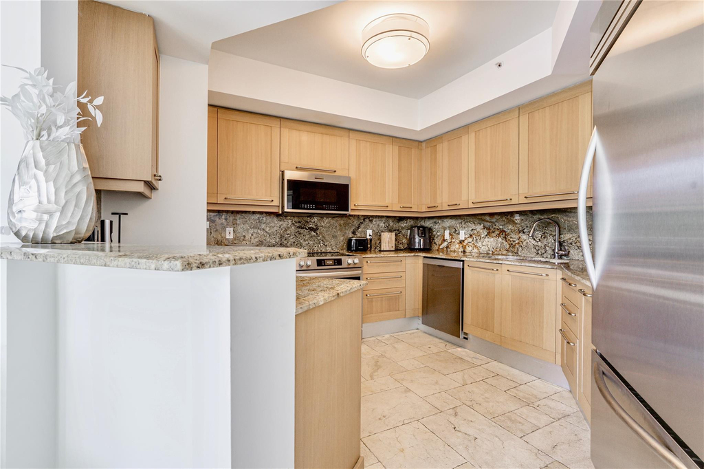 333 Las Olas Way - Photo 4