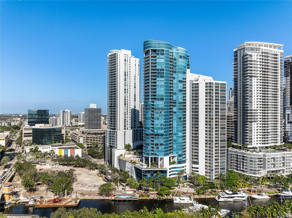 333 Las Olas Way - Photo 45
