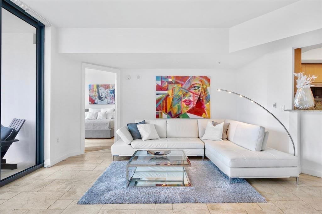 333 Las Olas Way - Photo 2