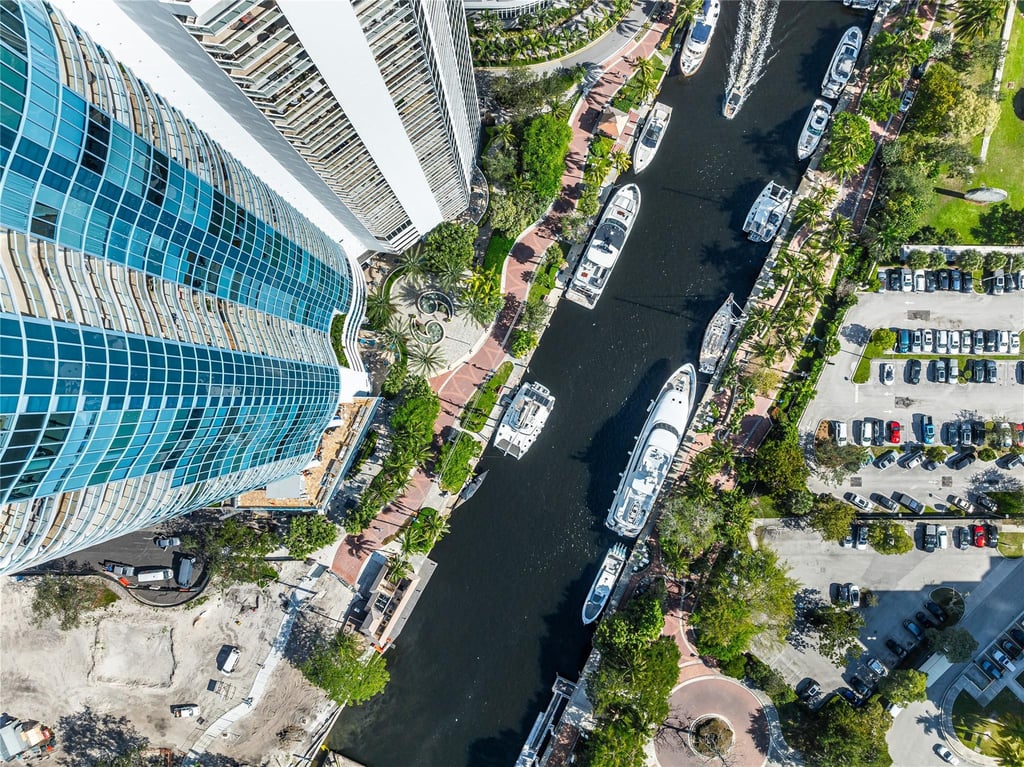 333 Las Olas Way - Photo 43