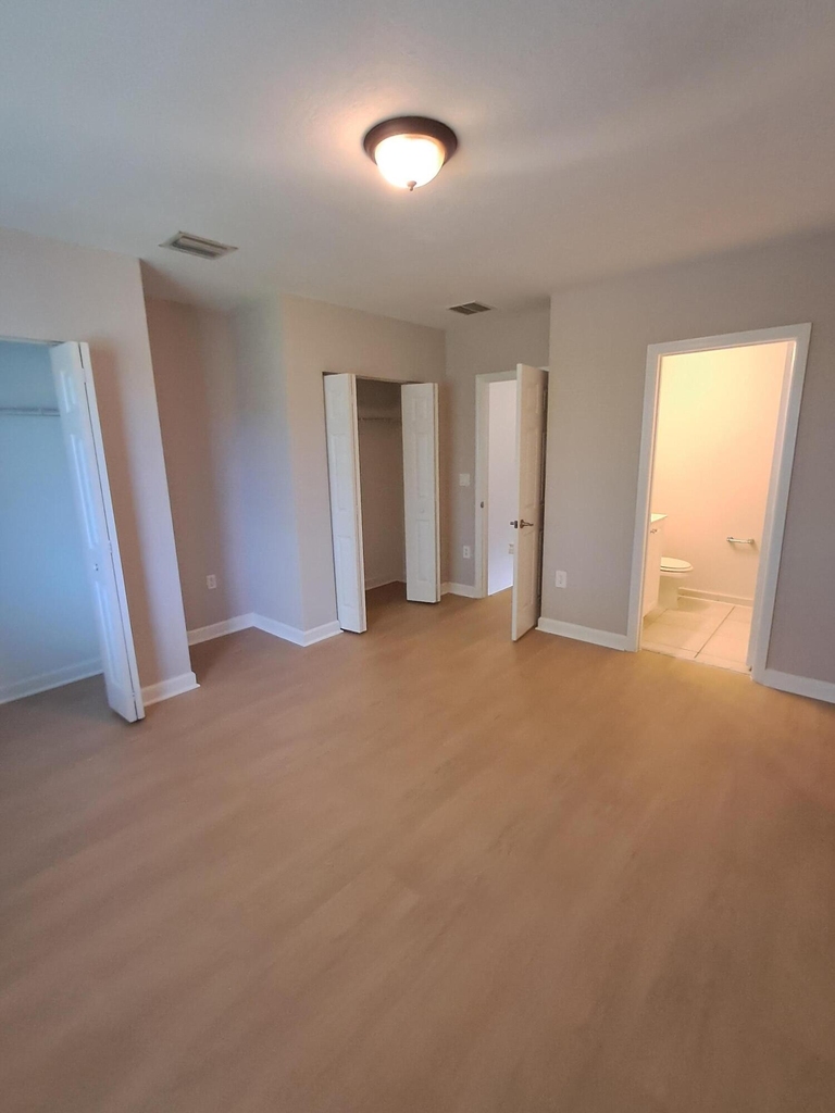 4219 Napoli Lake Drive - Photo 7