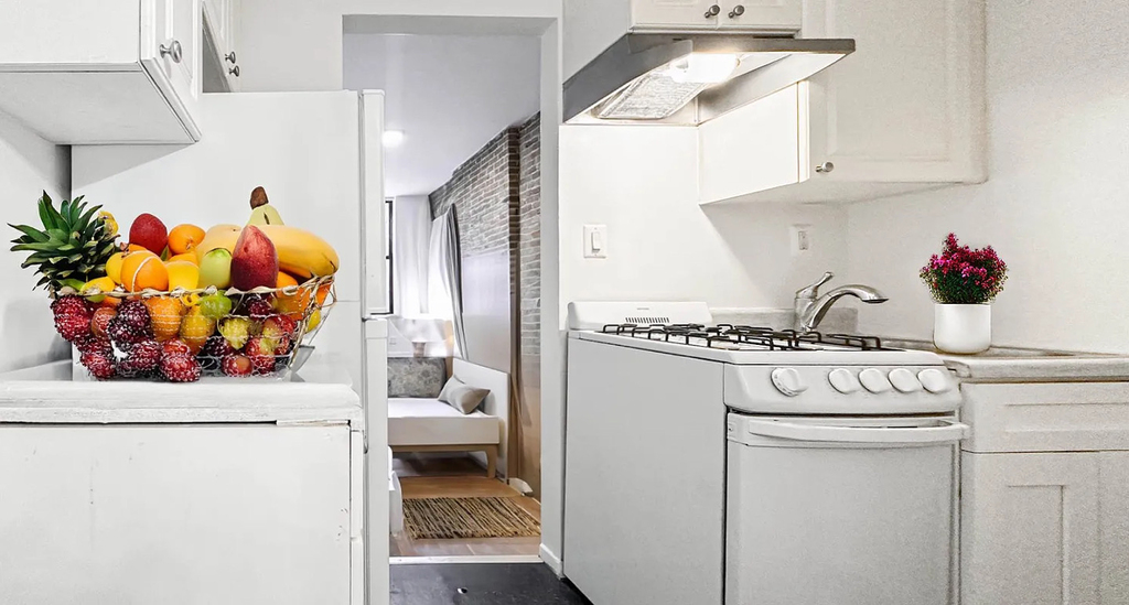 242 East 89th Street - Photo 2