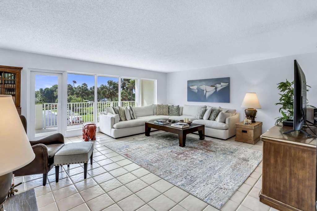 4301 N Ocean Boulevard - Photo 3