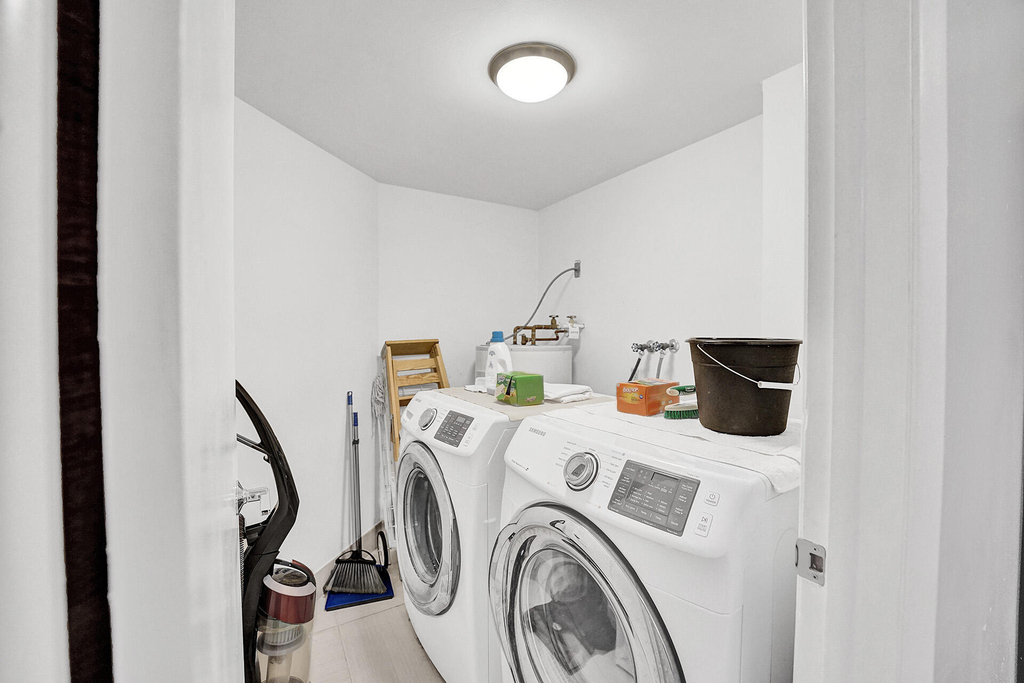 2255 Lindell Boulevard - Photo 12