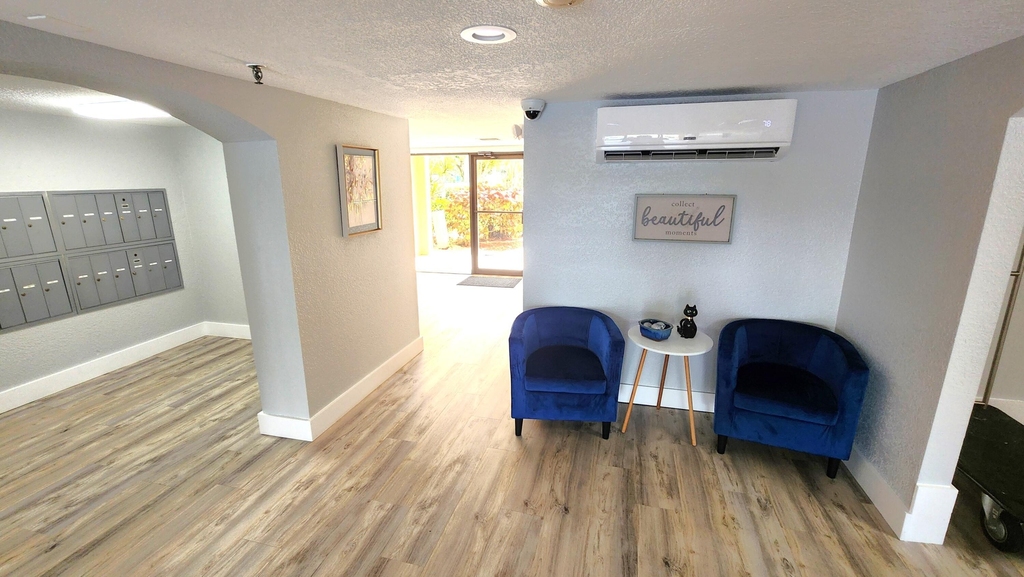 2255 Lindell Boulevard - Photo 2
