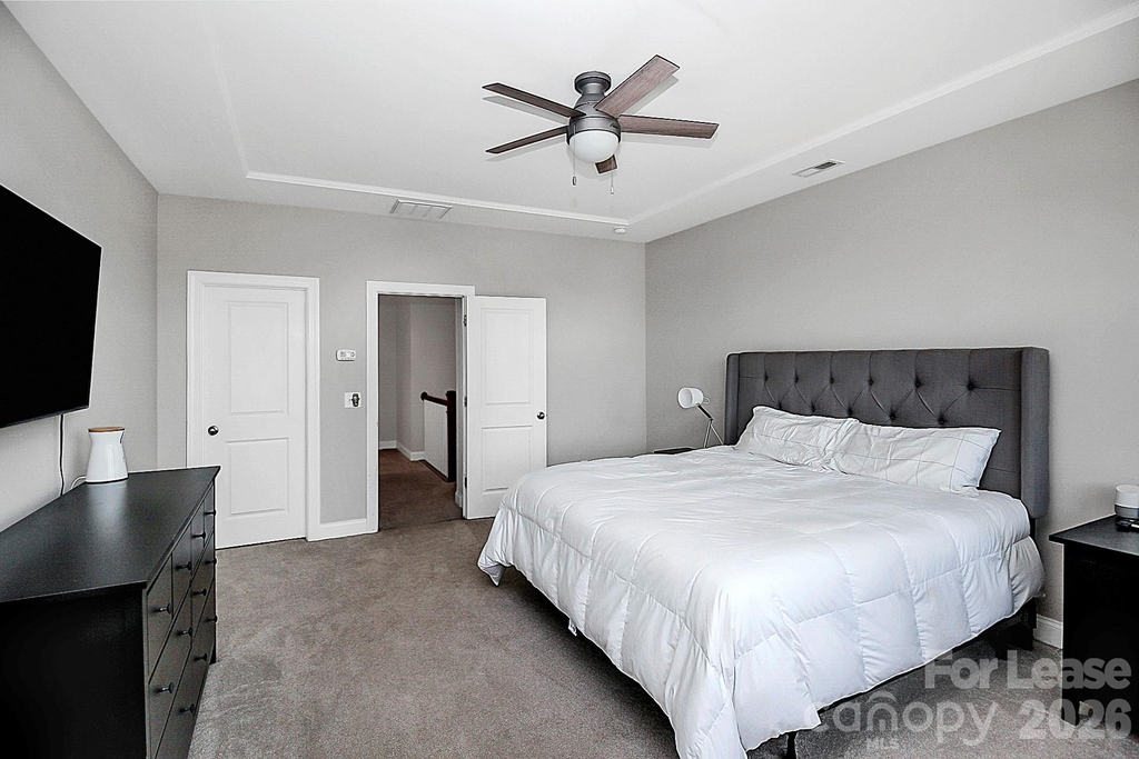 2609 Statesville Avenue - Photo 5