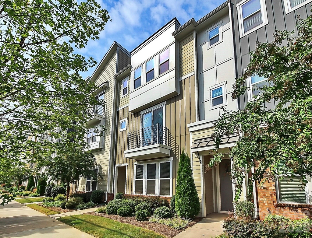 2609 Statesville Avenue - Photo 0