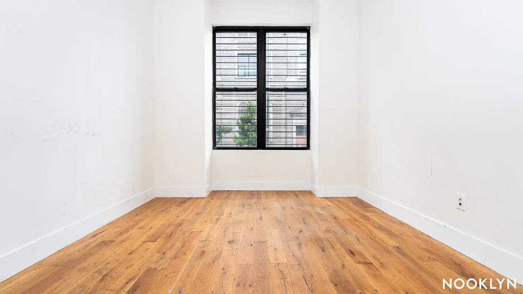 184 Suydam Street - Photo 9