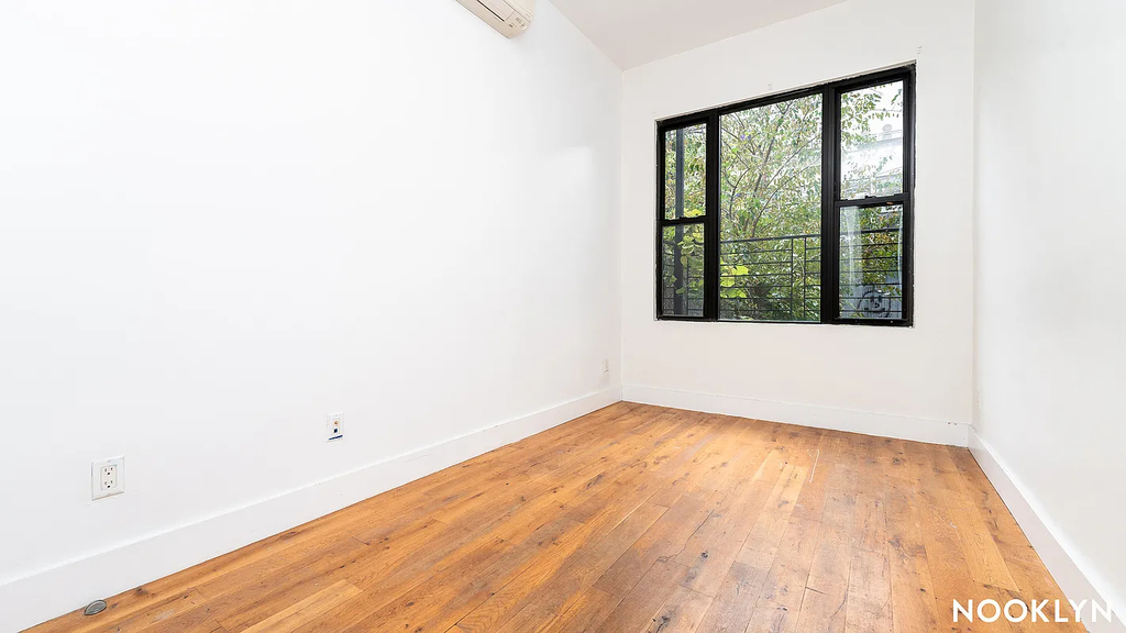 184 Suydam Street - Photo 19