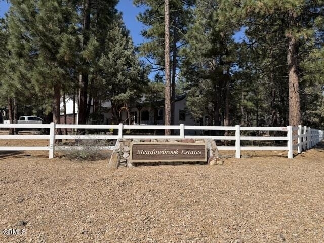 1099 Heritage Trail - Photo 2