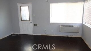 3147 S Halm Avenue - Photo 3