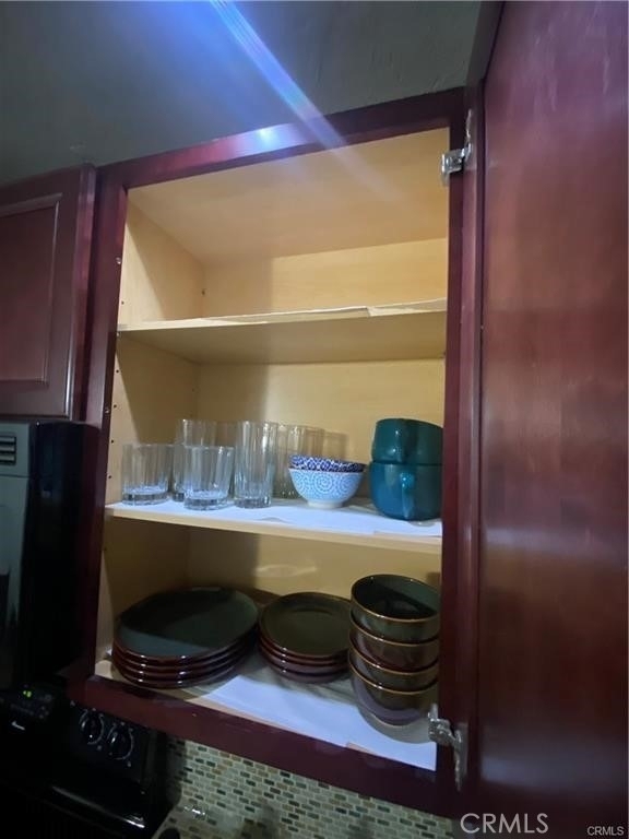 631 Benson Way - Photo 7