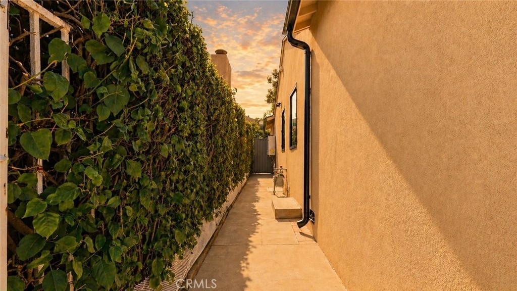 4819 Genesta - Photo 20