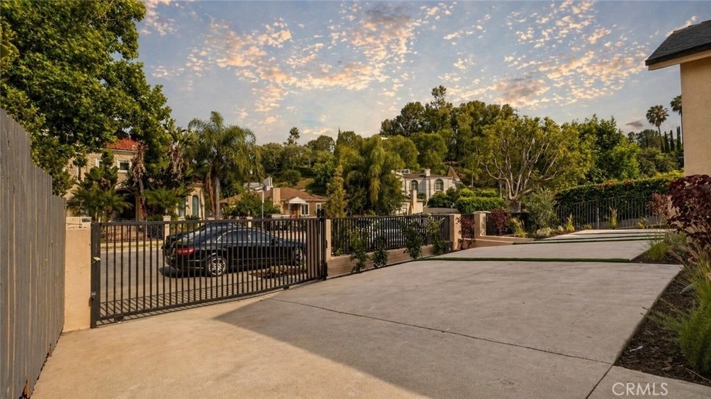 4819 Genesta - Photo 9