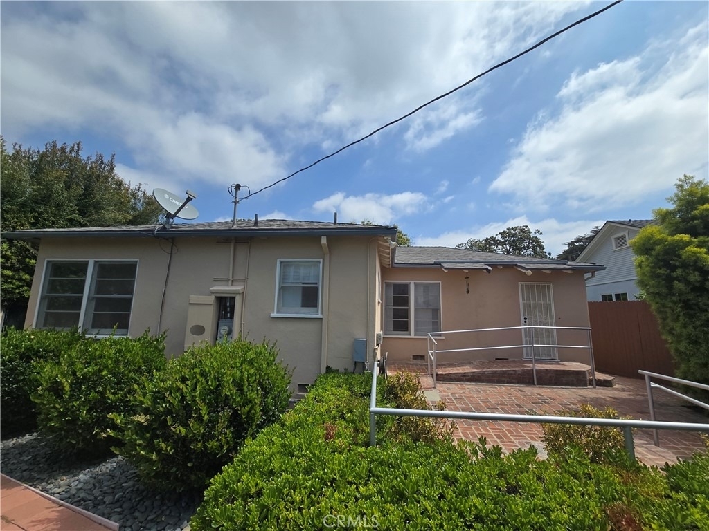 240 Euclid - Photo 25