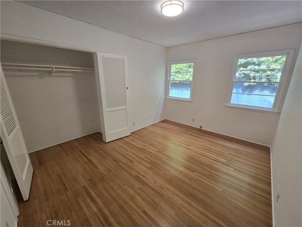240 Euclid - Photo 17