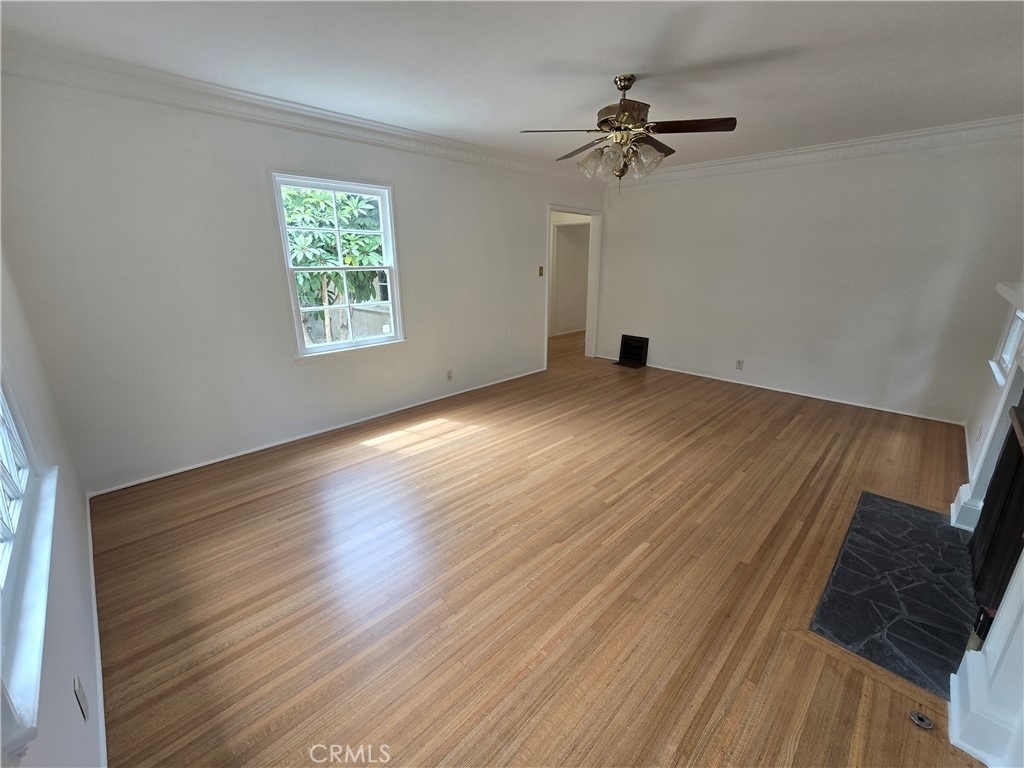 240 Euclid - Photo 7