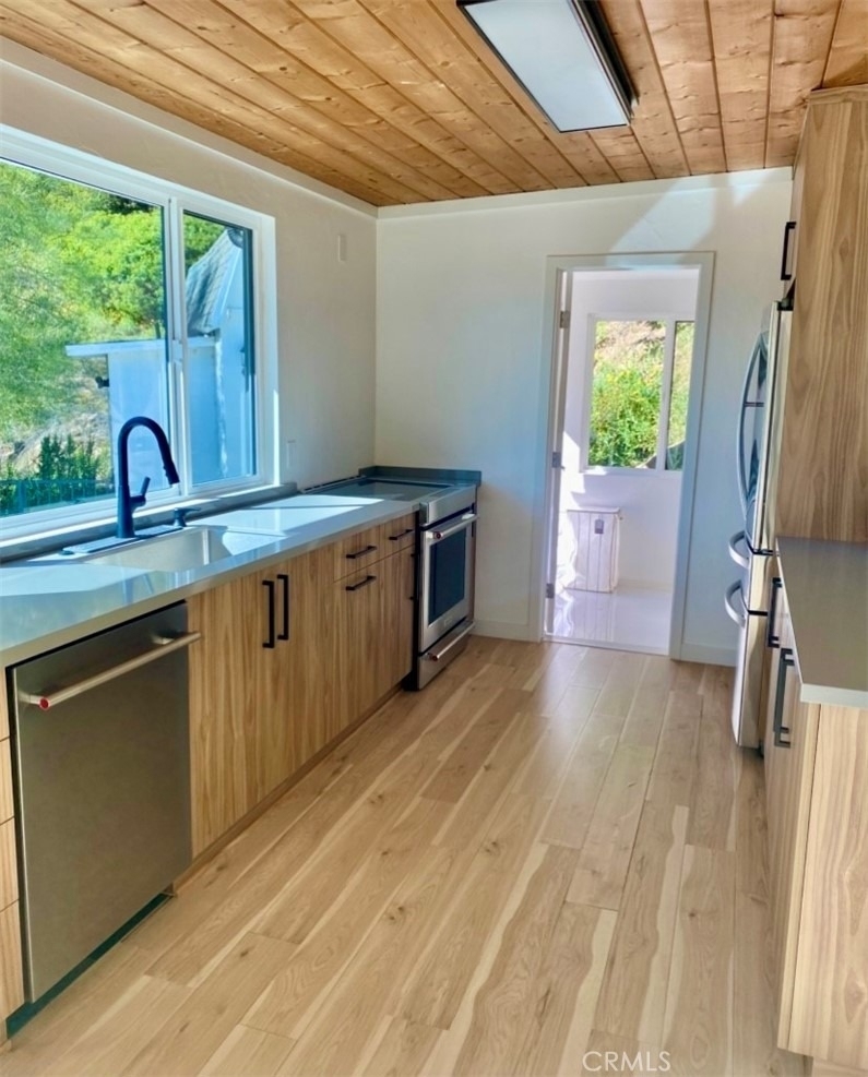 9552 Ventura Way - Photo 3