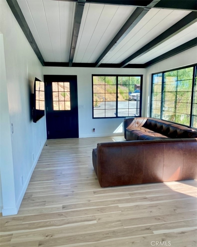 9552 Ventura Way - Photo 1