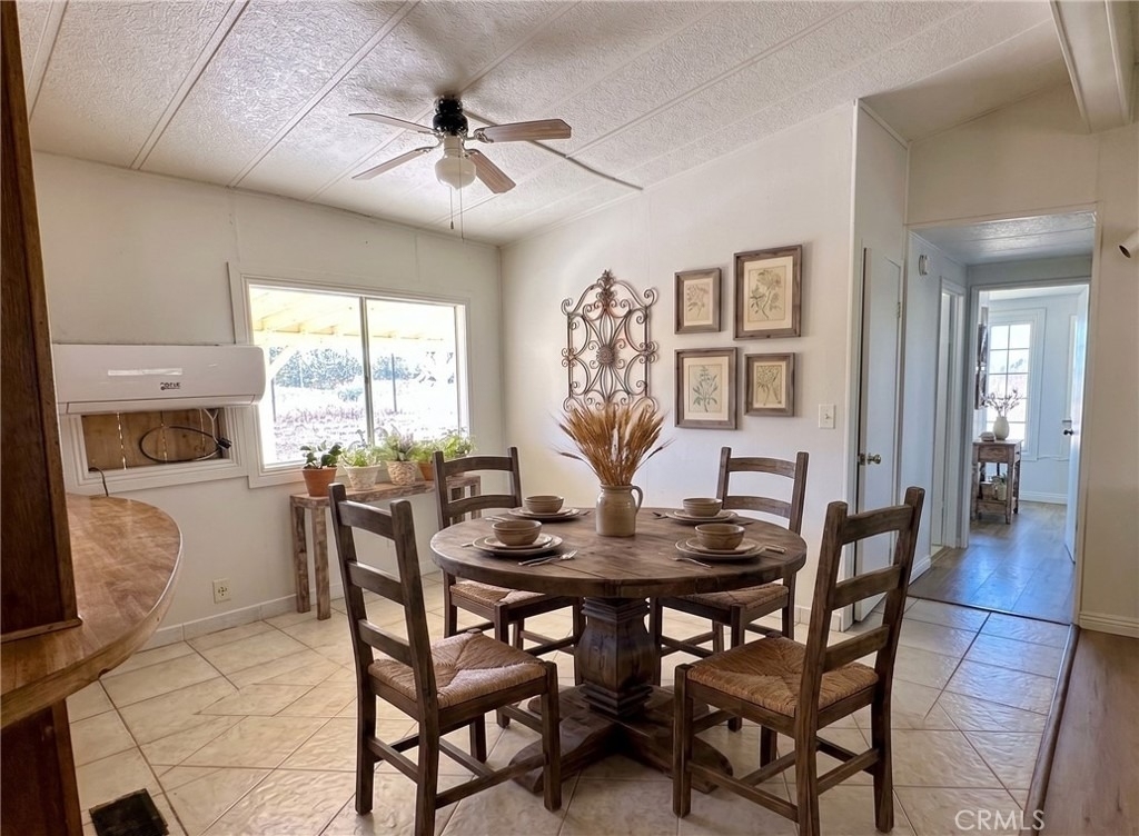 11550 White - Photo 3
