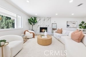 211 Deborah Court - Photo 3