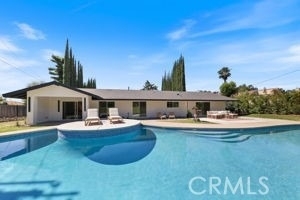 211 Deborah Court - Photo 9
