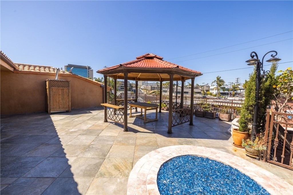 401 Holmwood Drive - Photo 16
