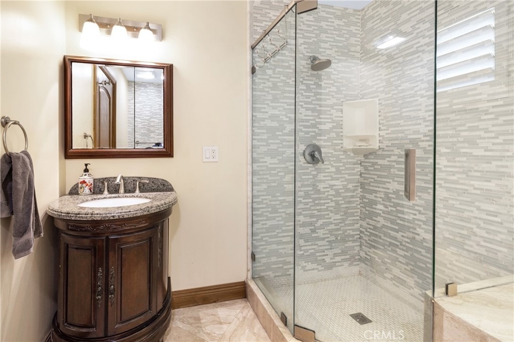 401 Holmwood Drive - Photo 10