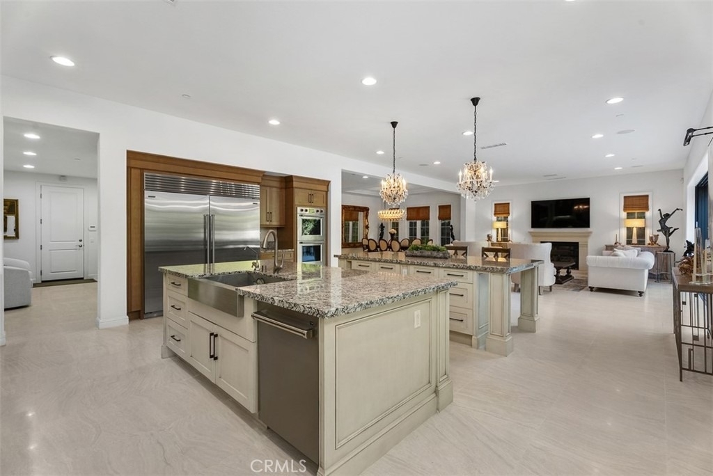 118 Iron Gate - Photo 34