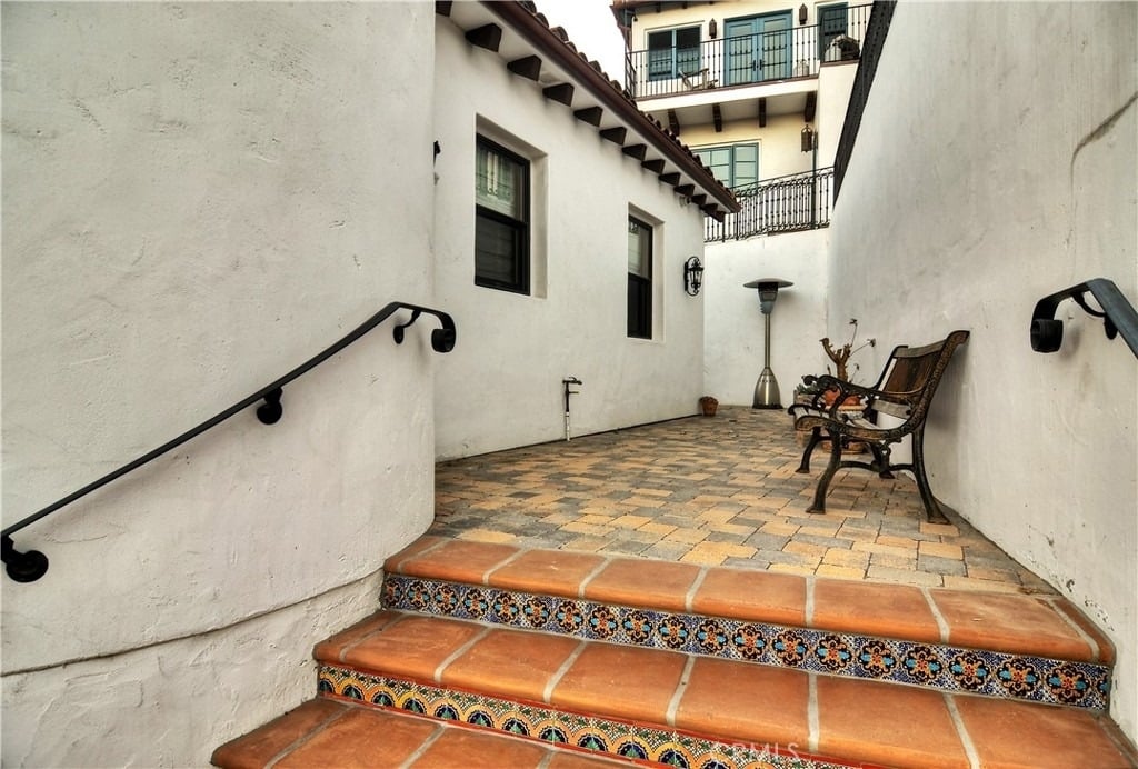 33792 Granada Dr - Photo 2