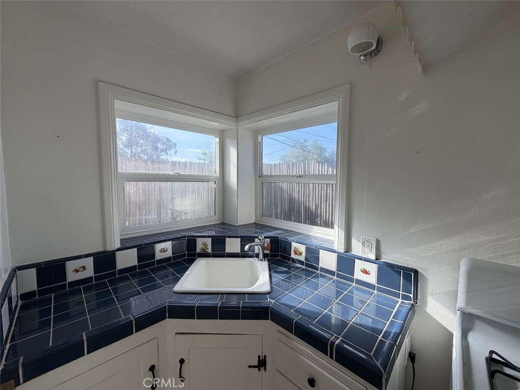 417 Poplar - Photo 3