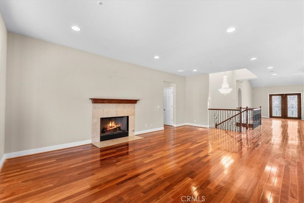 540 W 25th - Photo 5