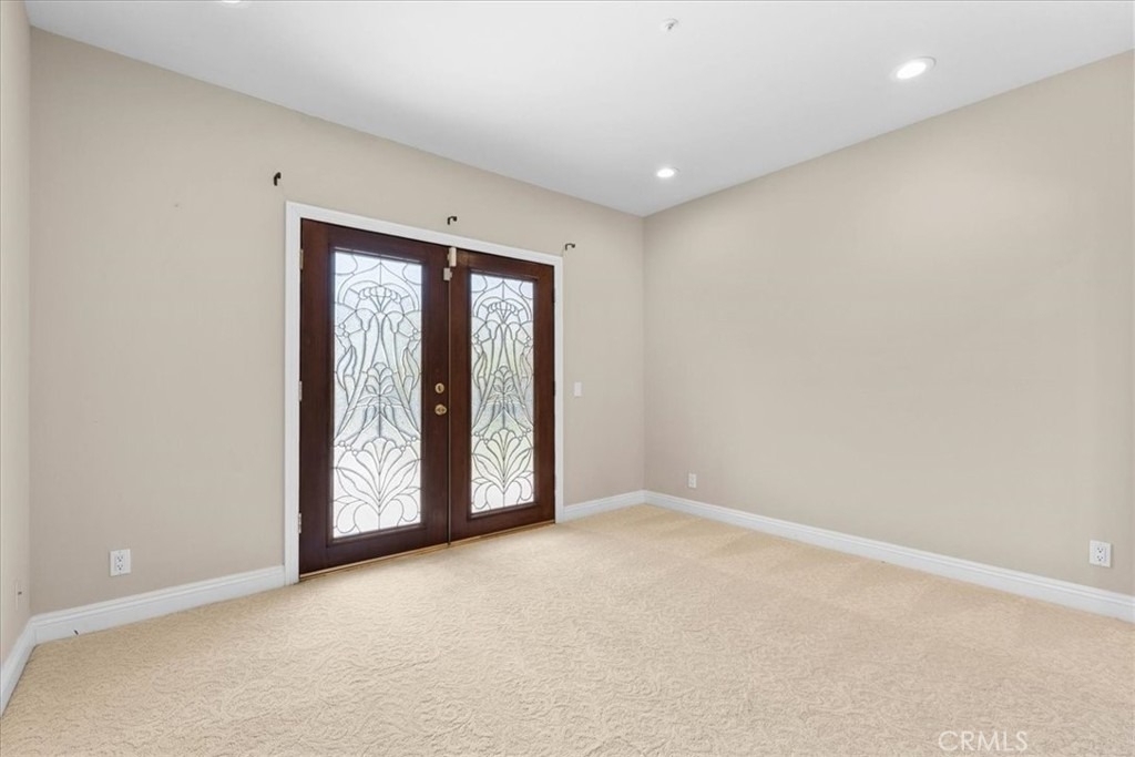 540 W 25th - Photo 33