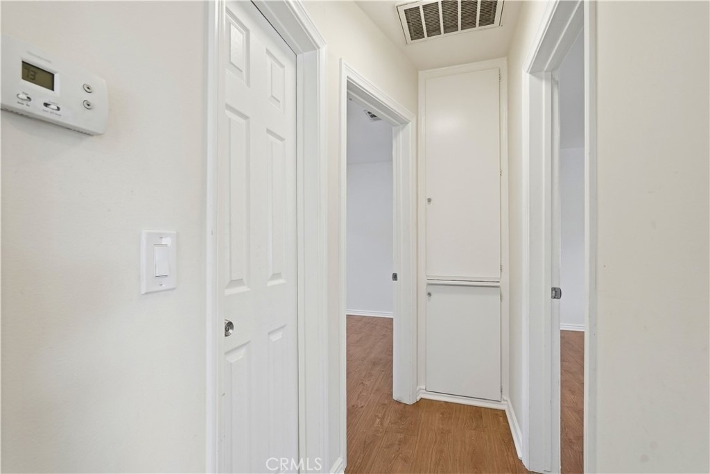 4965 Kester Avenue - Photo 14