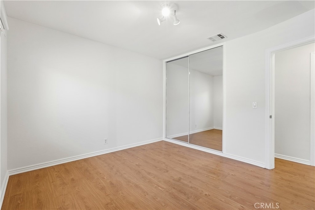 4965 Kester Avenue - Photo 19