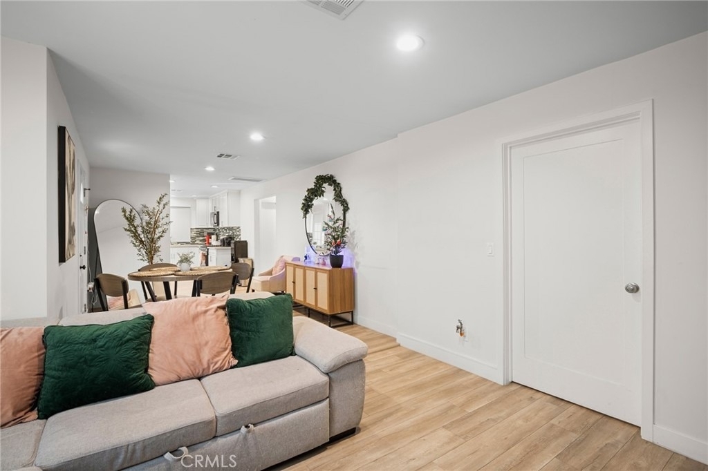 9031 El Dorado Avenue - Photo 5