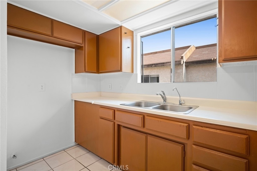 412 Ivy Street - Photo 10