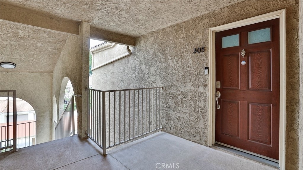 2320 Del Mar Way - Photo 3