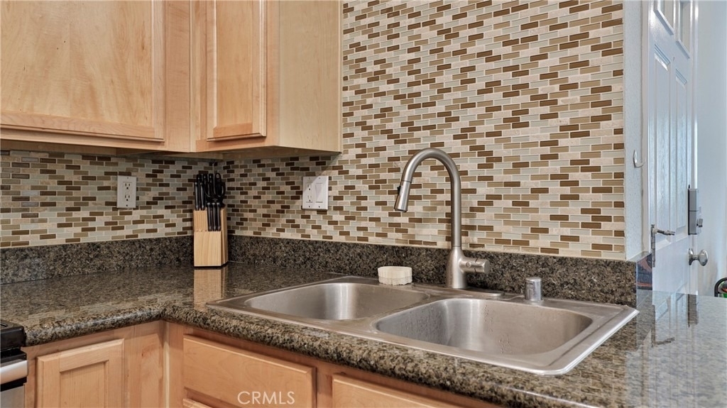 2320 Del Mar Way - Photo 10