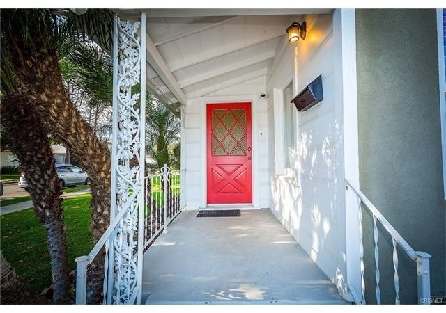 2530 S Bentley Avenue - Photo 1