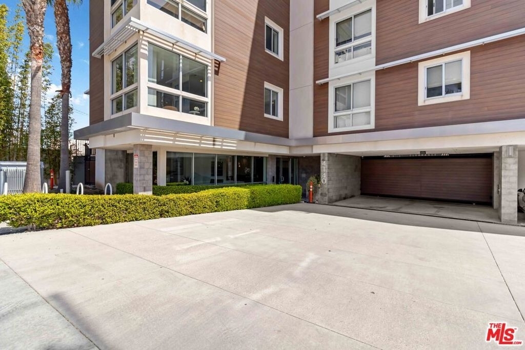 4140 Glencoe Avenue - Photo 2